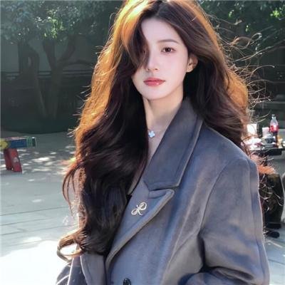 你口袋里有把枪吗？